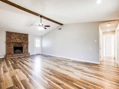 2137 Vlg Grn Dr, Garland TX 75044-7145 exterior