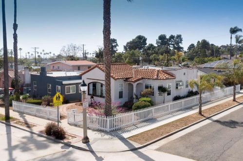 916 Alberta Ave, Oceanside, CA 92054-4104