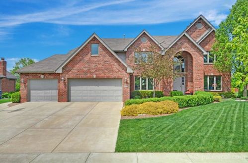 10898 Swallow Tail Ln, Frankfort, IL 60423-2298