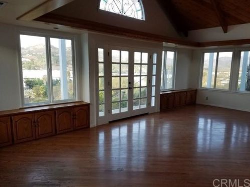 1704 Easy St, San Marcos, CA