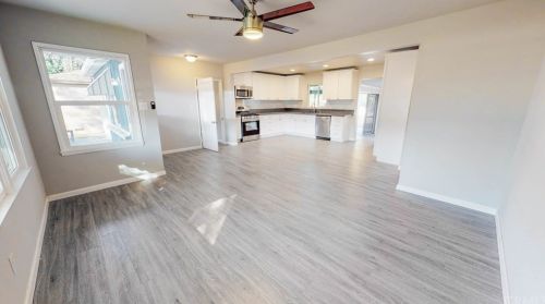 6352 Riverside, Riverside CA  92506-3129 exterior