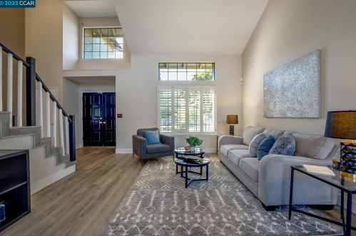 5334 Vista Point Ct, Concord CA  94521-5017 exterior
