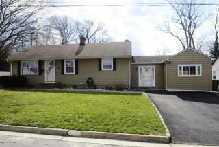 370 Meadowbrook Ave, Tinton Falls, NJ 07724-2315