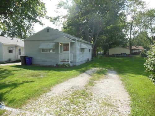 1065 Woodlawn Ave, Decatur, IL 62522-1375