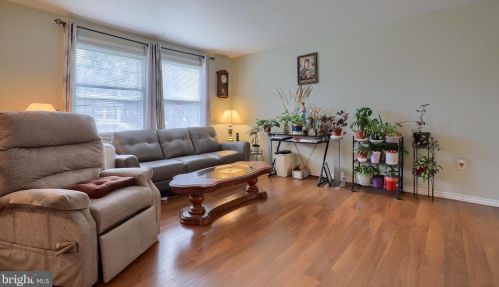 111 Tanglewood Ln, Lancaster PA  17601-3315 exterior