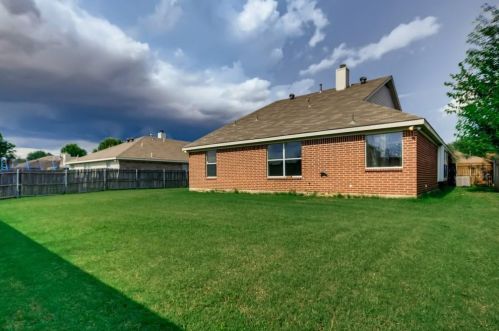 6944 Lomo Alto Dr, Fort Worth TX  76132-3560 exterior