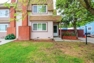 869 Goldcoast Dr, Fairfield, CA 94533-1631