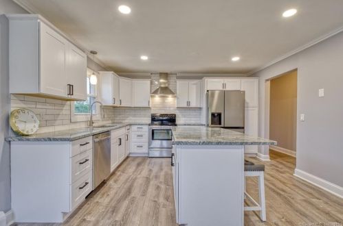 10 Franklin St, Middletown CT  06457-4249 exterior