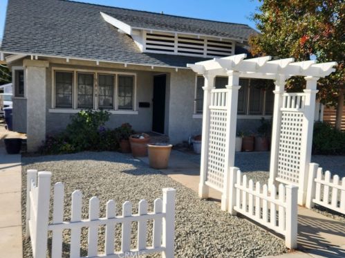 3658 Hoover St, Riverside, CA 92504-3912