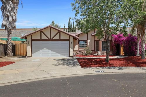 271 Brannon Dr, Tracy, CA 95376-1959