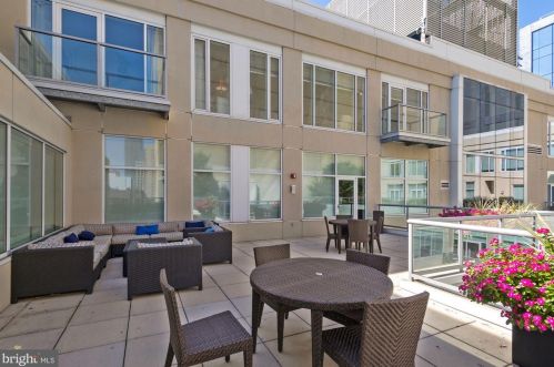 23 23rd St, Philadelphia PA  19103-3040 exterior