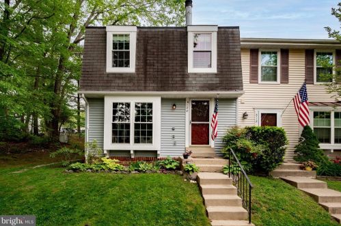 6120 Pond Lily Ct, Springfield, VA 22015-3714