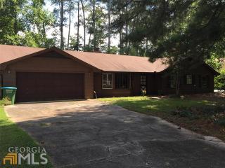 4156 Signal Rdg, Lilburn, GA 30047-3375