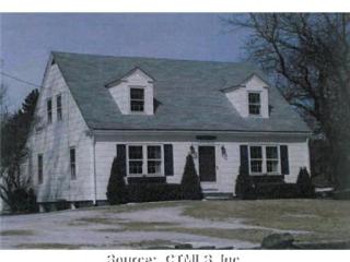 215 Broad St, Pawcatuck, CT 06379-1920