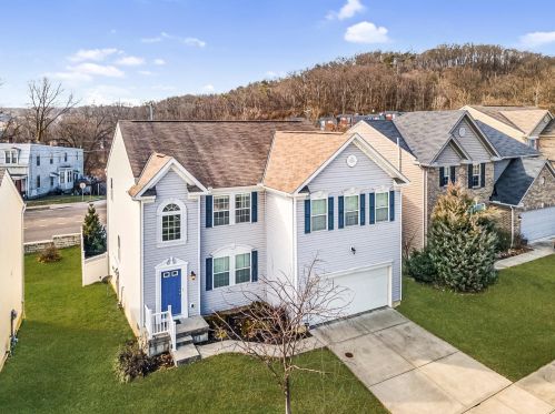 1939 Chase Ave, Cincinnati, OH 45223-1917