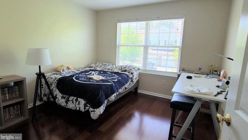 27 Scarlet Oak Dr, Princeton NJ  08540-4610 exterior