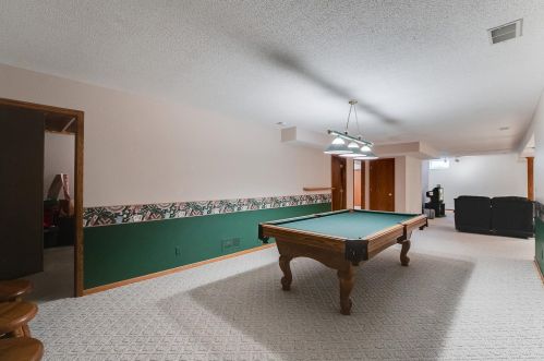 15 Emerson Ave, Saint Paul MN  55118-2126 exterior