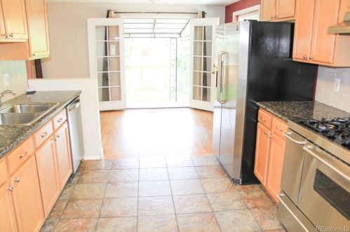 661 Bates Ave, Englewood CO 80113-1663 exterior