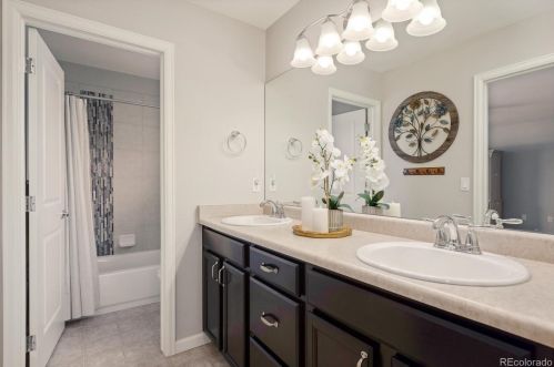 22391 Plymouth Cir, Denver CO  80016-2786 exterior