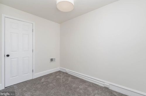 706 Beaver St, Lancaster PA  17603-5802 exterior