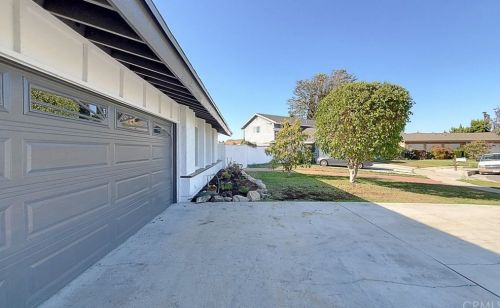 3582 Claremont St, Irvine, CA 92614-6619