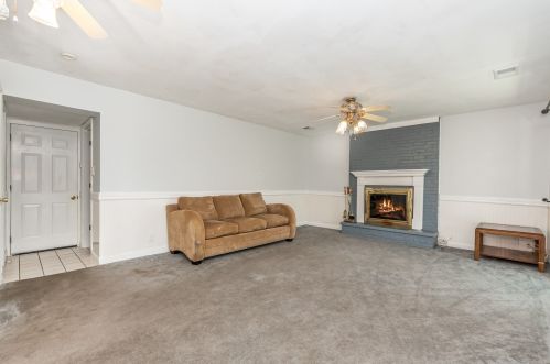 318 Stafford Way, Lemont IL  60440-2128 exterior