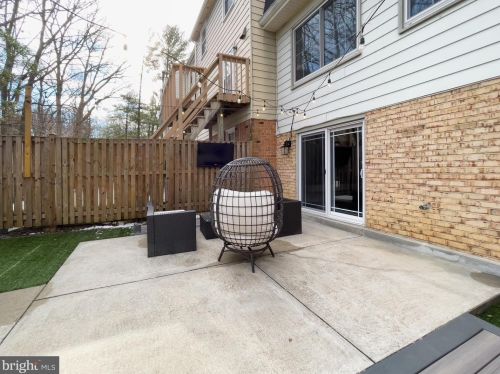 6369 Buffie Ct, Springfield VA  22015-3401 exterior