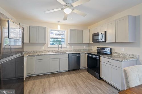 1317 Charleston St, Owens, VA 22485-6769