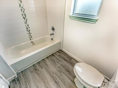 738 Angus Trl, Angleton TX 77515-9833 exterior