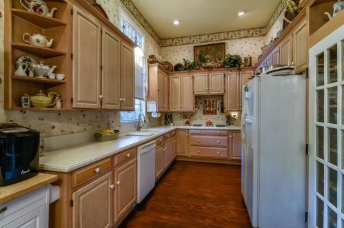 605 Bond St, Whitewright TX 75491-2212 exterior