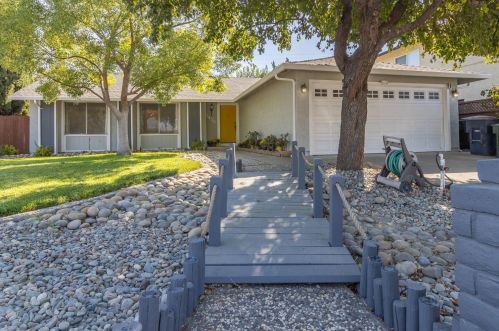 1470 Mcdermott Dr, Tracy, CA 95376-3235