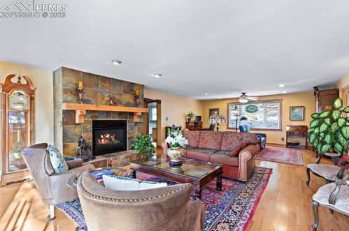 84 Pne Ln, Woodland Park CO 80863-9535 exterior