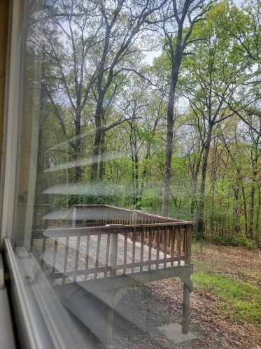 33 Fox Rd, Eldon, MO 65026-4841