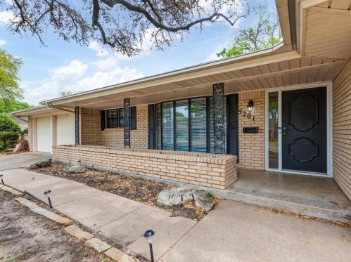 5201 Stacey Ave, Fort Worth TX  76132-1630 exterior