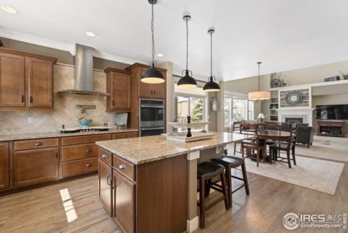 5513 Fairmount Dr, Fort Collins CO  80550-7067 exterior