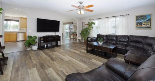 1070 Lyndsie Ln, Ramona, CA 92065-3940
