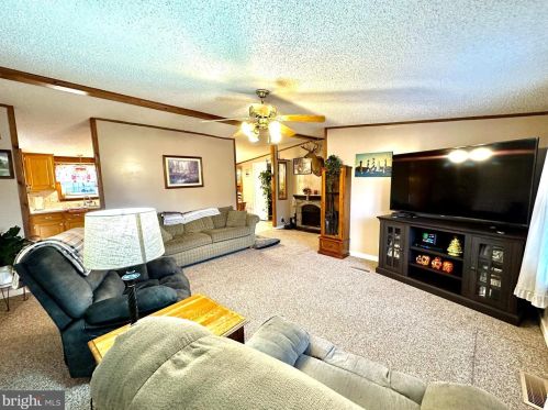 102 Bundick Rd, Lottsburg, VA 22511-2608