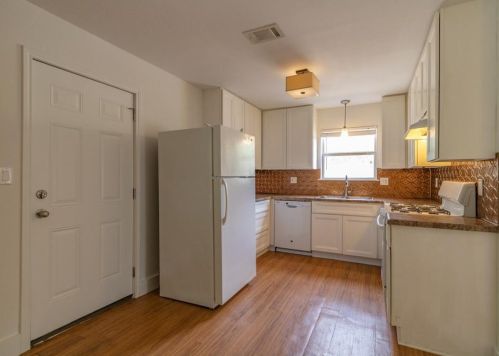 602 Bramble Dr, Austin TX  78745-3114 exterior