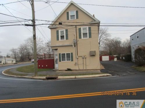 17 Player Ave, Edison, NJ 08817-5068