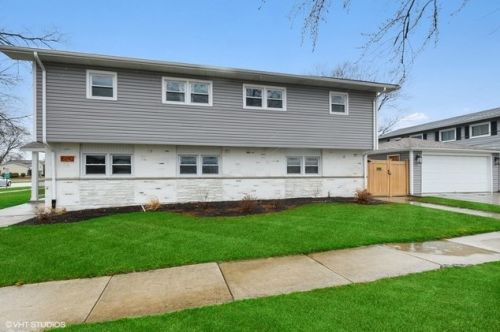 15242 Central Ave, Oak Forest, IL 60452-2121