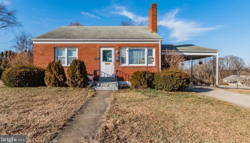 4936 Colorado Ave, Harrisburg, PA 17109-3034