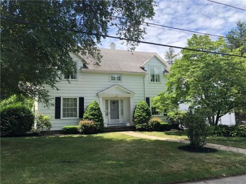 97 Paterson Ave, Warwick, RI 02886-9124