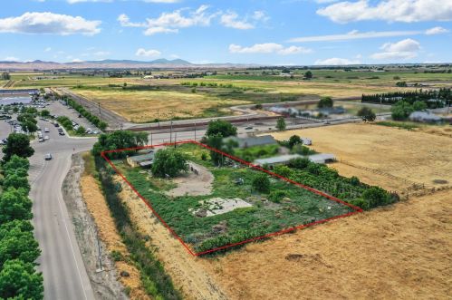 21530 Naglee Rd, Tracy, CA 95304-9451