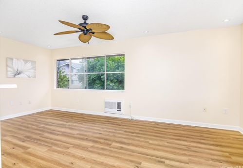 95-1071 Kaapeha St, Mililani, HI 96789-4835