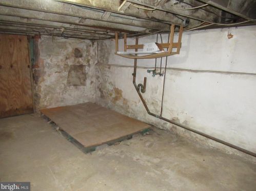 205 High St, Hanover PA  17331-2911 exterior