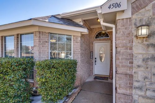 4506 Emerald Leaf Dr, Midlothian, TX 76063-6772