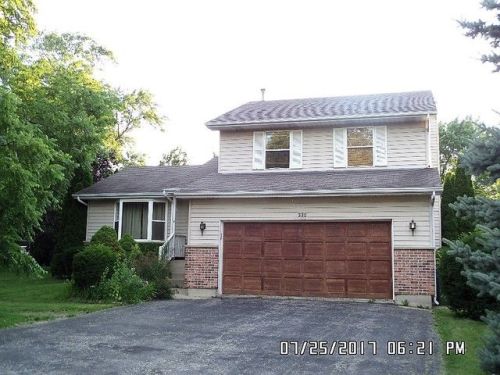 330 Pine Grove Ave, Gurnee, IL 60031-2932