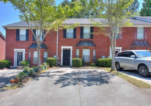 2188 Wind Gate Ct, Lithonia, GA 30058-2612