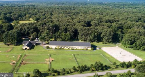 2874 Patuxent Riv Rd, Davidsonville MD 21035-2237 exterior