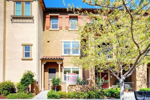 687 Celadon Cir, San Jose, CA 95133-2769
